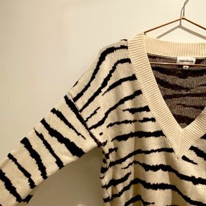 Superdown Zebra print Sweater